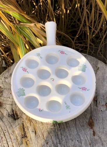 Assiette à escargots en porcelaine motifs Lierre et petites fleurs