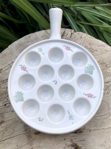 Assiette à escargots en porcelaine