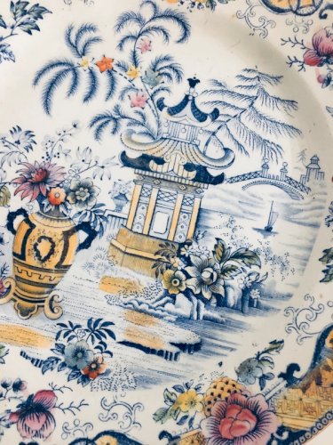 Assiette ancienne Creil et Montereau