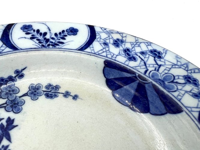 Assiette ancienne Creil & Montereau – décor bleu à motifs floraux et orientaux