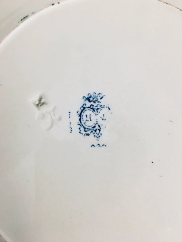 Assiette ancienne Sarreguemines