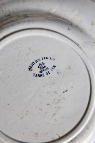 Assiette ancienne terre de fer Creil et Montereau - Service Rouen - Décor b