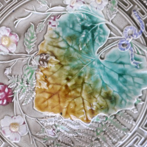 Assiette barbotine Choisy