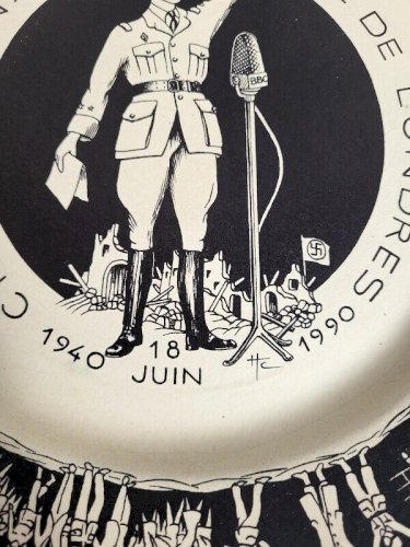 ASSIETTE CINQUANTENAIRE DE L'APPEL DE LONDRES 18 JUIN 1940 AU 22 NOV 1990 N°653