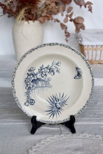 Assiette creuse ancienne terre de fer – Grand Dépôt Émile Bourgeois