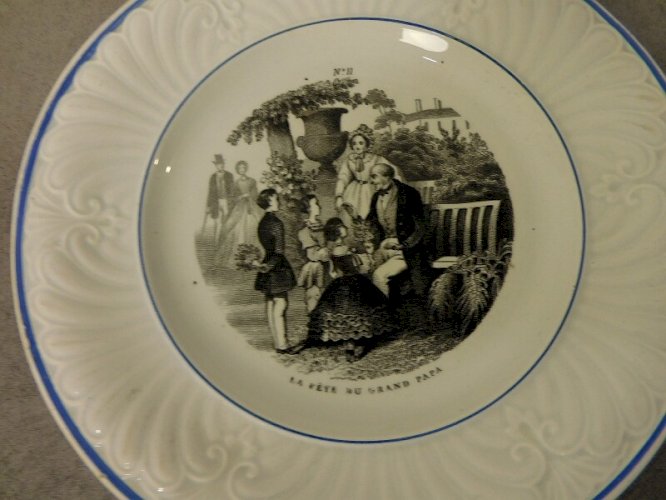 ASSIETTE DE COLLECTION LA FETE DU GRAND PAPA N11