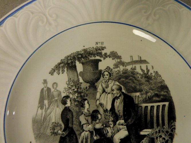 ASSIETTE DE COLLECTION LA FETE DU GRAND PAPA N11