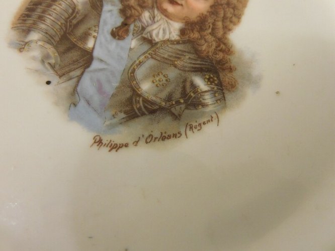 ASSIETTE DE COLLECTION PHILIPPE D'ORLEANS