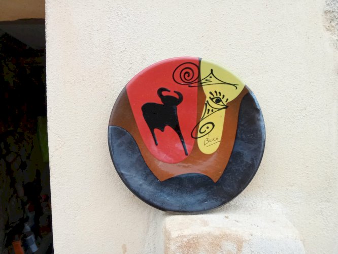 Assiette de l'artiste Thomas Buxó