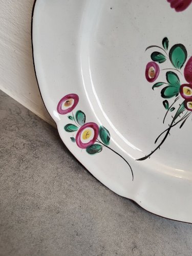 ASSIETTE DECOR DE FLEURS EN FAÏENCE