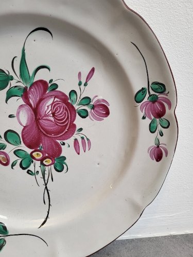 ASSIETTE DECOR DE FLEURS EN FAÏENCE