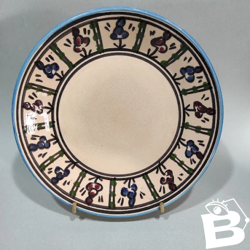 Assiette décorative ancienne en céramique Tunisienne