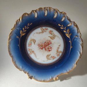 Assiette décorative en porcelaine de Limoges, Delignères et Cie 1879-1900