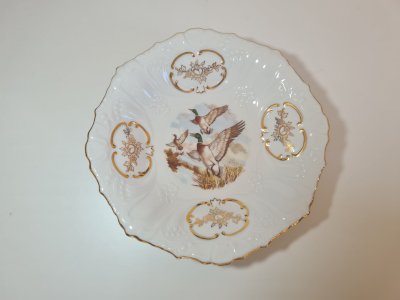 Decorative plate