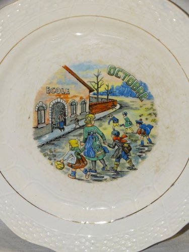 -ASSIETTE DESSERT CERAMIQUE MOULIN DES LOUPS HAMAGE ANCIENNE MOIS D'OCTOBRE    D