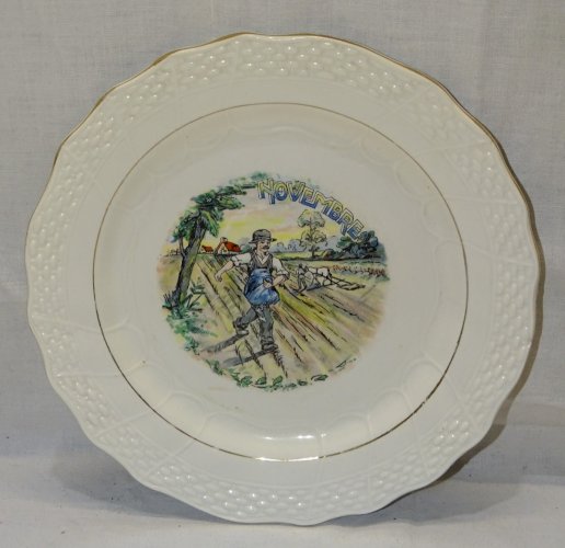 -ASSIETTE DESSERT CERAMIQUE MOULIN DES LOUPS HAMAGE ANCIENNE MOIS NOVEMBRE   D