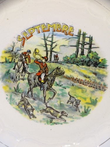 -ASSIETTE DESSERT CERAMIQUE MOULIN DES LOUPS HAMAGE ANCIENNE MOIS SEPTEMBRE    D