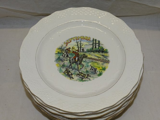 -ASSIETTE DESSERT CERAMIQUE MOULIN DES LOUPS HAMAGE ANCIENNE MOIS SEPTEMBRE    D
