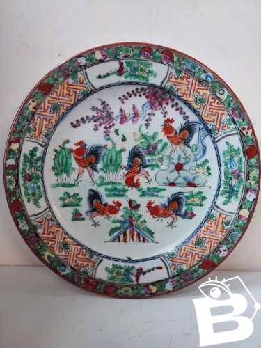 assiette dorigine chinoise signée à decor de coq deuxieme partie du 20eme siecle en bon etat