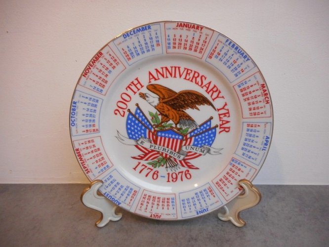ASSIETTE DU 200 th ANNIVERSARY YEAR 1776-1976 ETATS UNIS DE 1975
