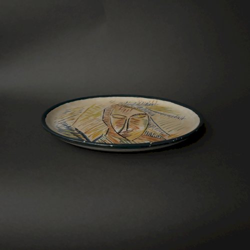 Assiette en céramique 1960 visage féminin monogramme CD M3942