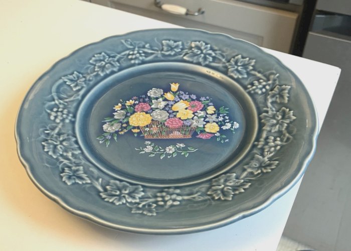 assiette en faience de Gien Harmonelle Marie-Pierre Boitard