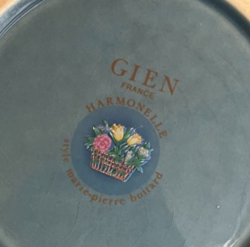 assiette en faience de Gien Harmonelle Marie-Pierre Boitard