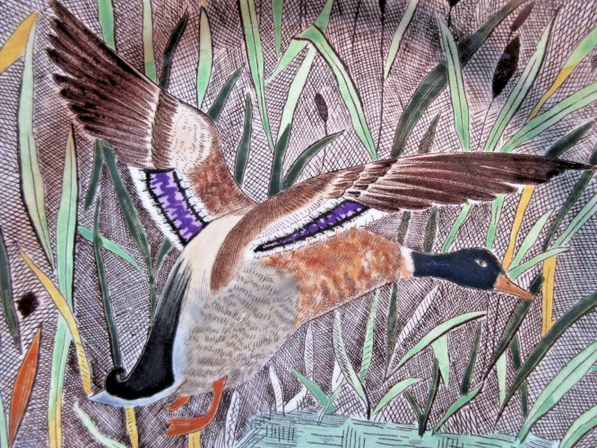 Assiette en faïence de GIEN, service Rambouillet, modèle: Le Canard col vert