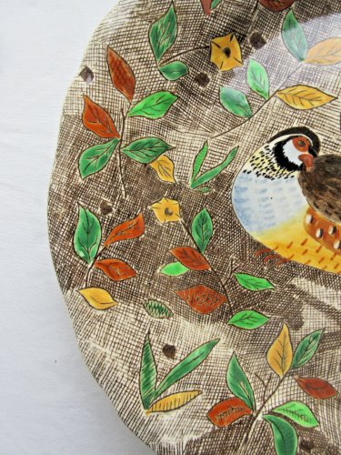Assiette en faïence de GIEN, service Rambouillet, modèle: Les Perdrix