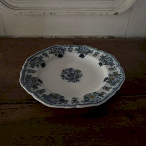 dot