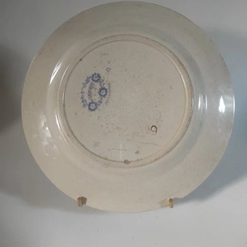 Assiette en terre de fer Sarreguemines, modèle Jardinière, bleu