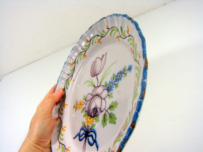 Assiette Faïence Bourg en Bresse Ain Manufacture CHERVIN 1831-1868 Décor Fleurs