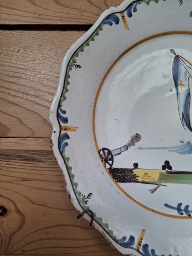 Assiette faïence de Nevers prise de la Bastille époque révolutionnaire authentique