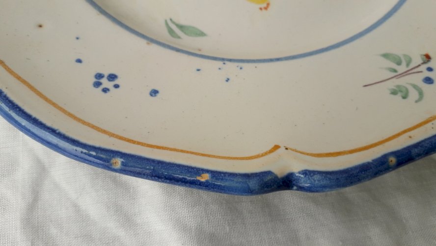 Assiette faïence de Nevers