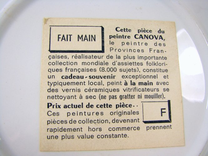 Assiette Folklorique Céramique Peinte COL d'IZOARD PROVINCE Signée CANOVA D-18,8