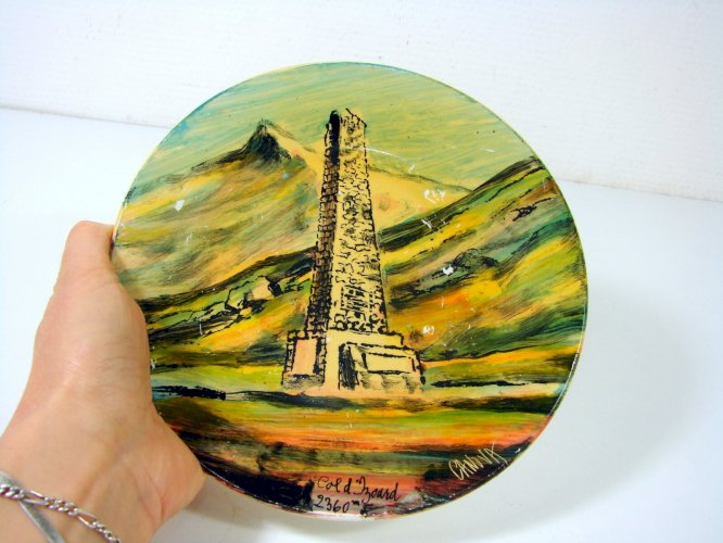 Assiette Folklorique Céramique Peinte COL d'IZOARD PROVINCE Signée CANOVA D-18,8