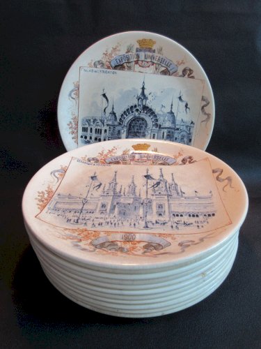 Assiette lentille Sarreguemines Exposition Universelle 1900: Le Petit Palais