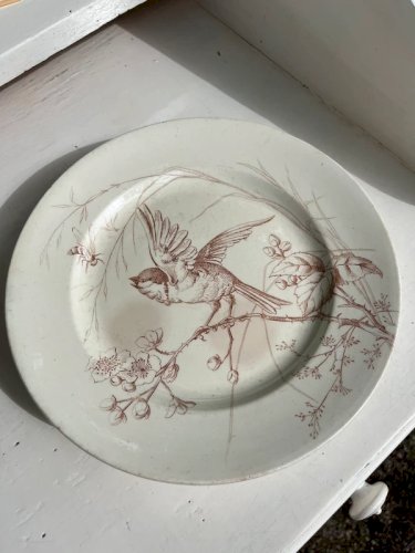 Assiette montée Clairefontaine en terre de fer XIXe