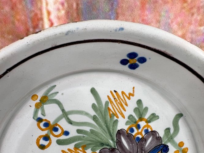 Assiette Nevers XIXe faïence décor oiseau corne d’abondance ancien 19e