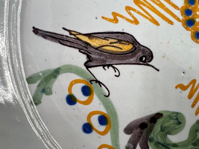 Assiette Nevers XIXe faïence décor oiseau corne d’abondance ancien 19e