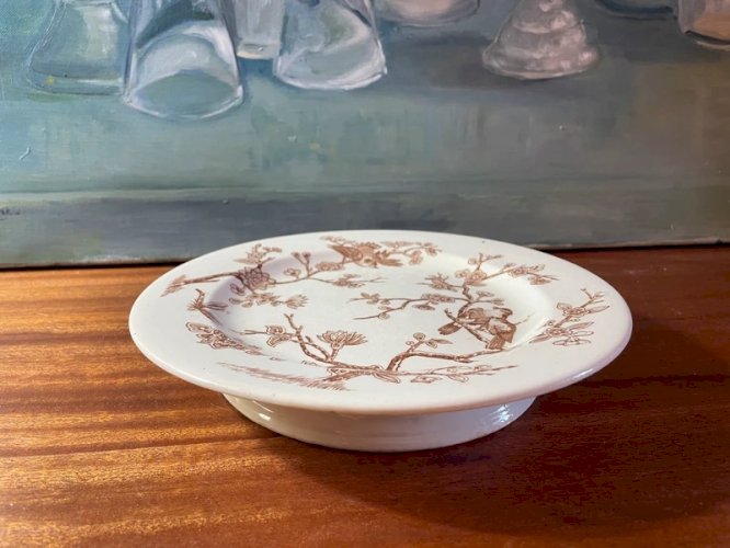 Assiette piédouche Terre de Fer oiseaux