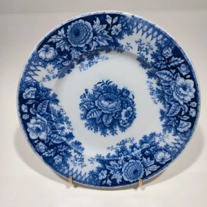 Antique flat plate Boch Frères Keramis BFK, Jardinière model, 19th century