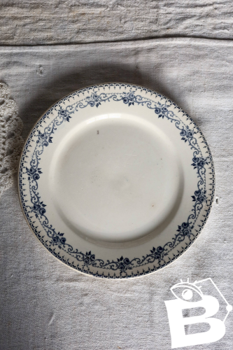 Assiette plate ancienne terre de fer Boulenger Choisy-le-Roi « Parmentier »