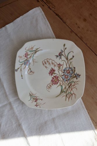 Assiette plate ancienne terre de fer Lunéville modèle Bleuet