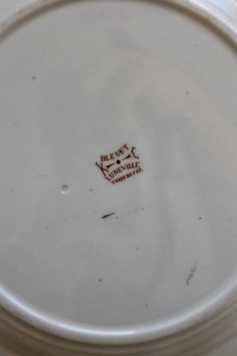 Assiette plate ancienne terre de fer Lunéville modèle Bleuet