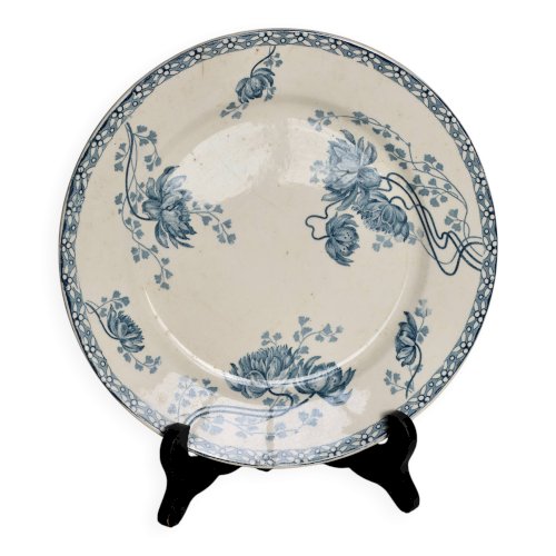 Assiette plate antique en terre de fer Sarreguemines Royat