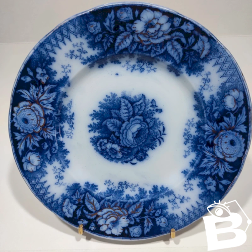 Assiette plate Boch frères Keramis, BFK, XIXème siècle, modèle Jardinière