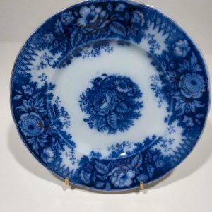Assiette plate Boch frères Keramis, Jardinière, XIXème siècle