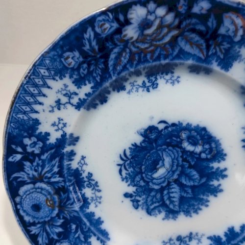 Assiette plate Boch frères Keramis, Jardinière, XIXème siècle