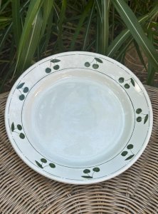 Assiette plate rétro vintage motifs cerises vertes